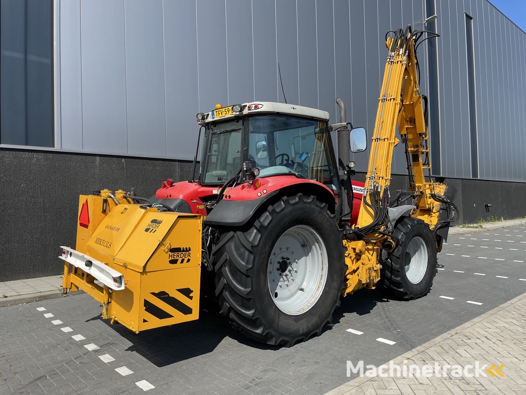 MF 6475 Dyna-6 met herder slootveger