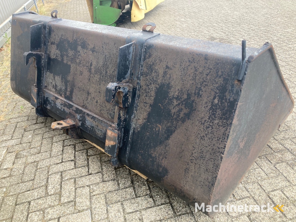 Cherry Products CB09 schepbak Merlo aansluiting