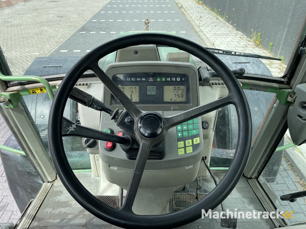 Fendt 711