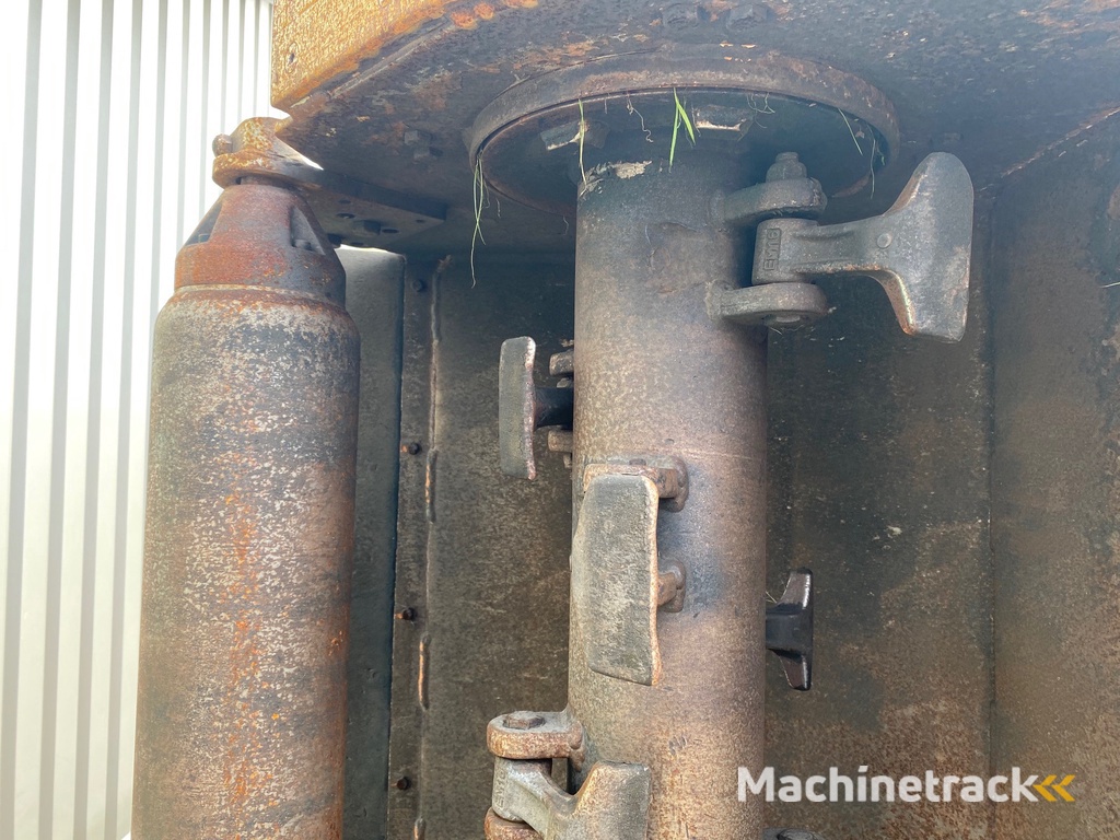 Votex Jumbo 150 zijklepelmaaier