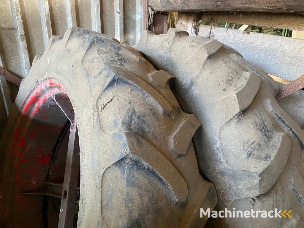 Dubbellucht 13.6R38 spindel