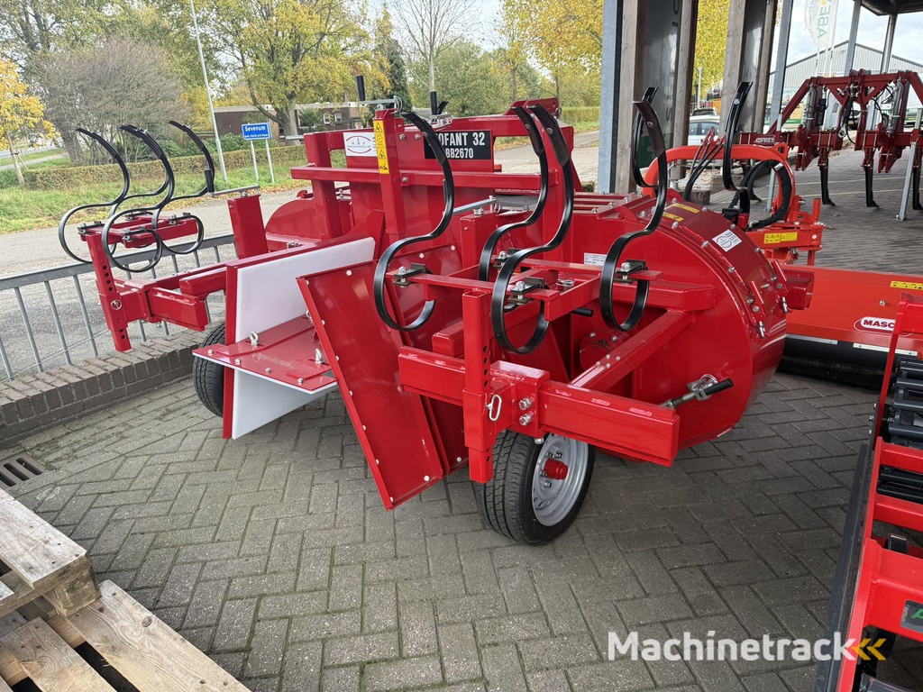 Hermeler-LEOFANT 32 ABB2670