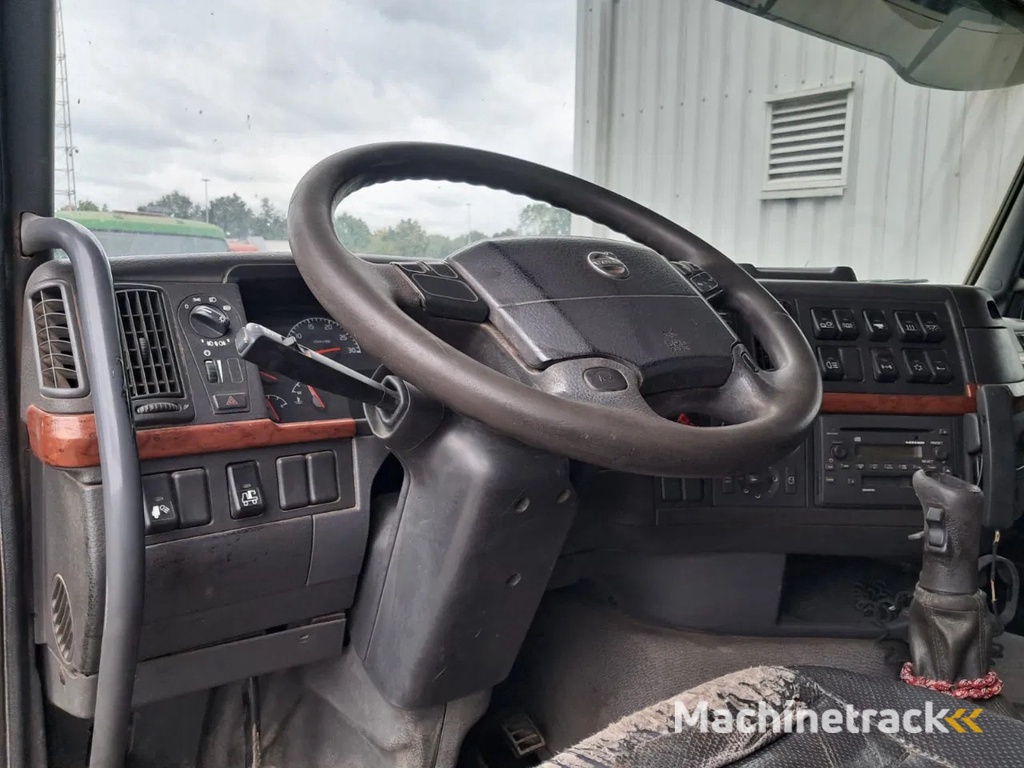 Volvo FH 12 - 460 , 6x2 , 3 Way Tipper, Spring Suspension , Manual Gearbox, Airco