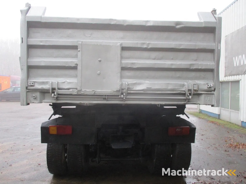 MAN 26 322 ZF Manual , 6x4 , 3 way tipper , Spring suspension