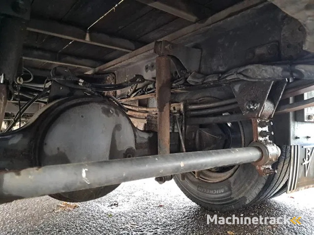 Volvo FL6-07 , Plateau / Car Transporter, Spring Suspension