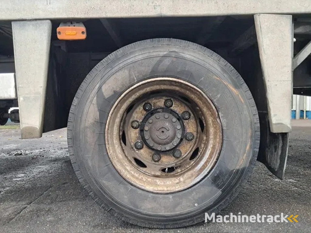 Volvo FL6-07 , Plateau / Car Transporter, Spring Suspension