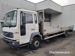 volvo-fl6-07-,-plateau---car-transporter,-spring-suspension