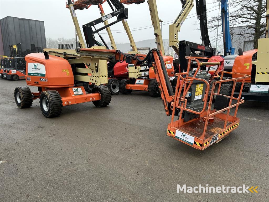 JLG 520AJ (2633)
