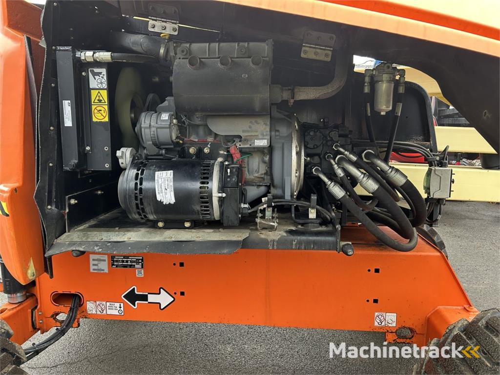 JLG 520AJ (2633)