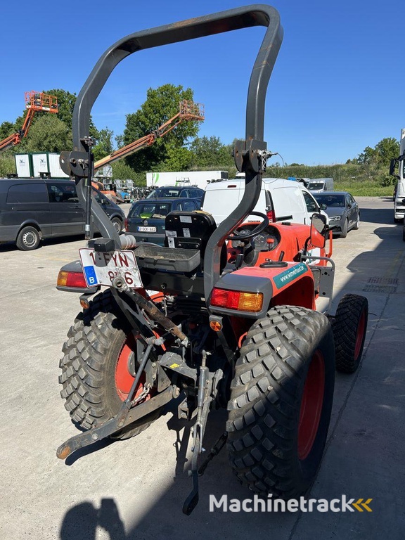 Kubota L1-382 (5283)