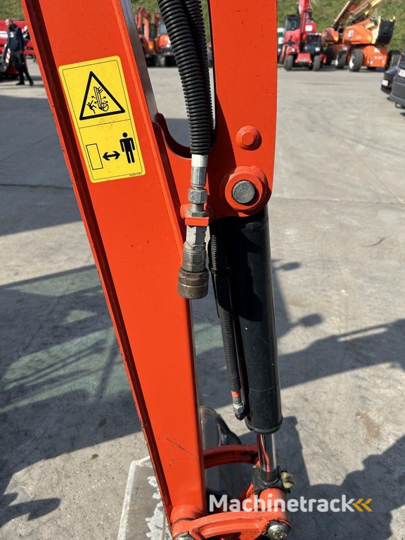 Kubota KX019-4 (8684)