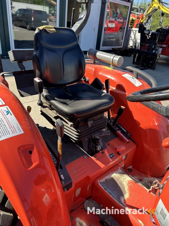 Kubota L1-382 (5283)