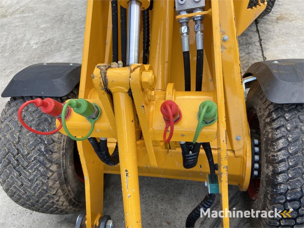 Knikmops KM100 (7123)