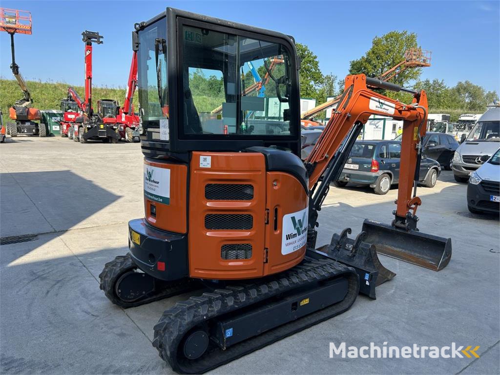 Hitachi ZX26U-6 (9989)