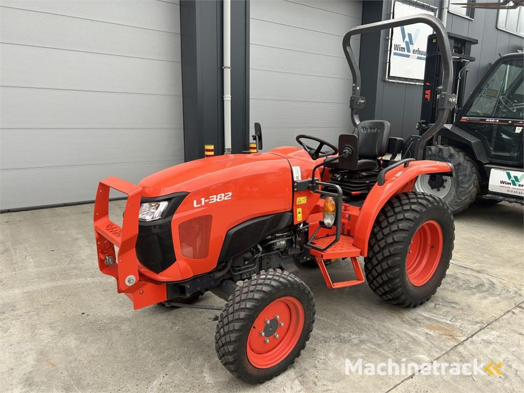 Kubota L1-382 (7325)