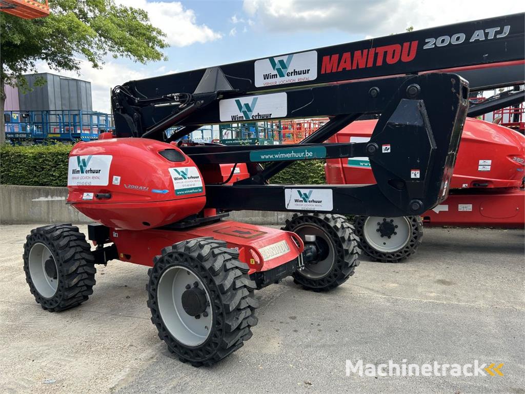 Manitou 200 ATJ RC ST5 (5612)