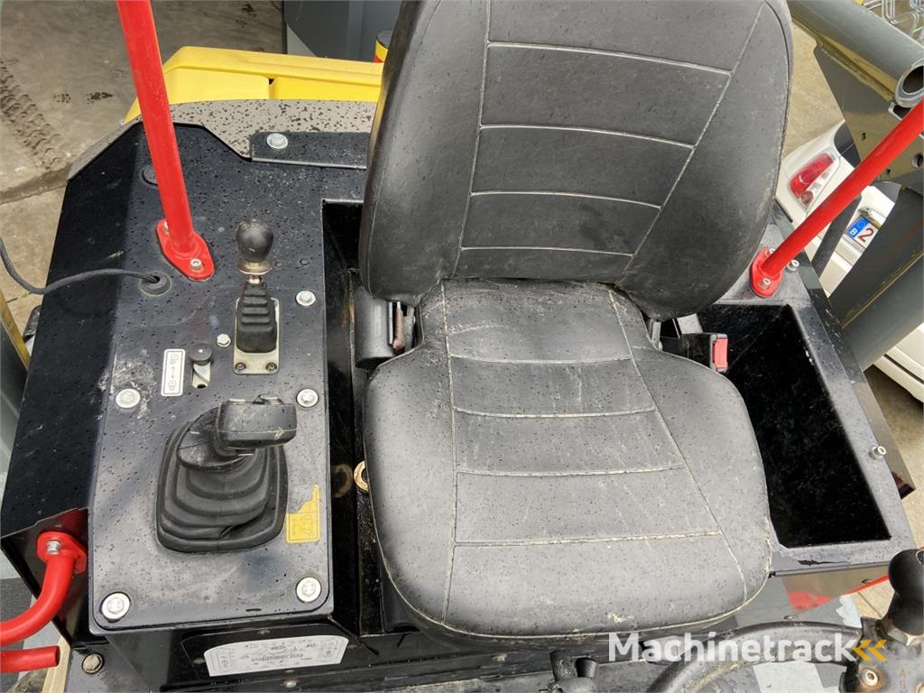 Wacker Neuson Neuson DW90 (4003)