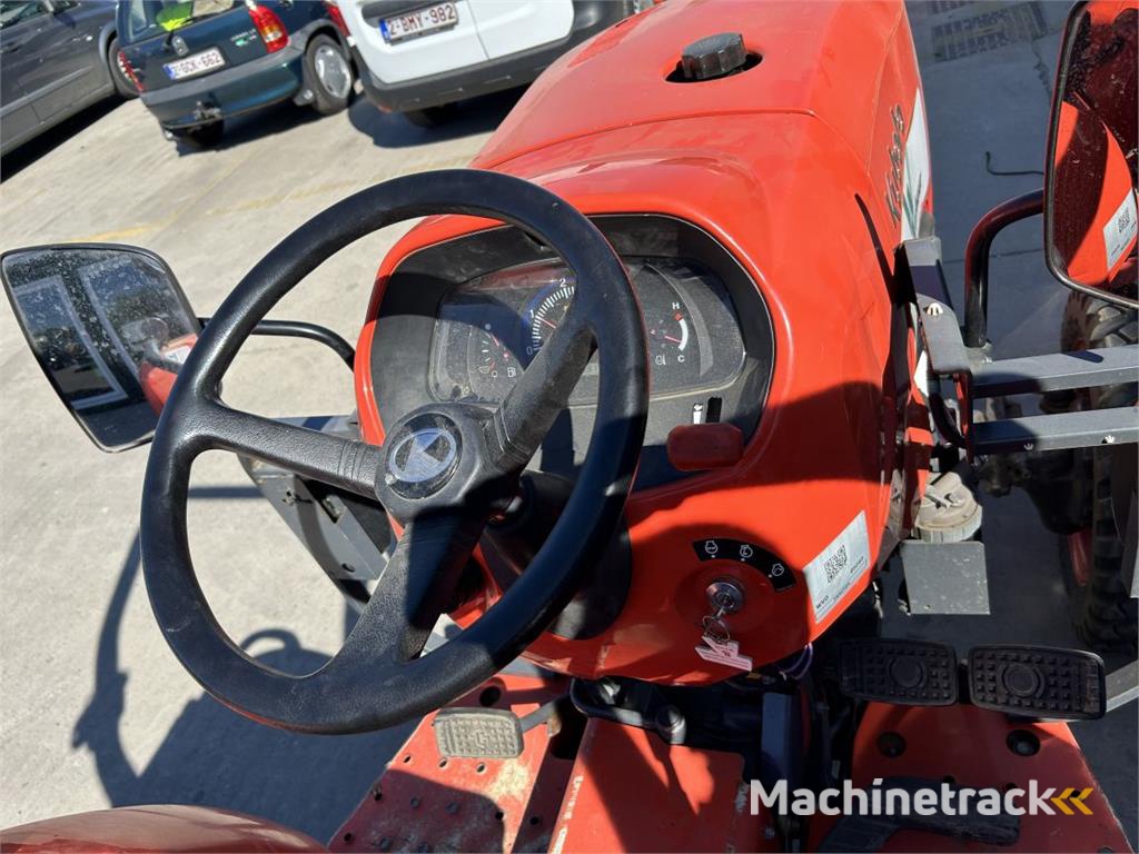 Kubota L1-382 (5283)