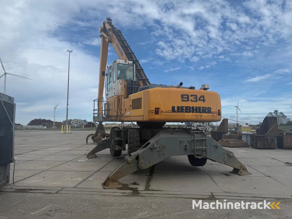 Liebherr A 934 C-HD Litronic inclusief poliep grijper