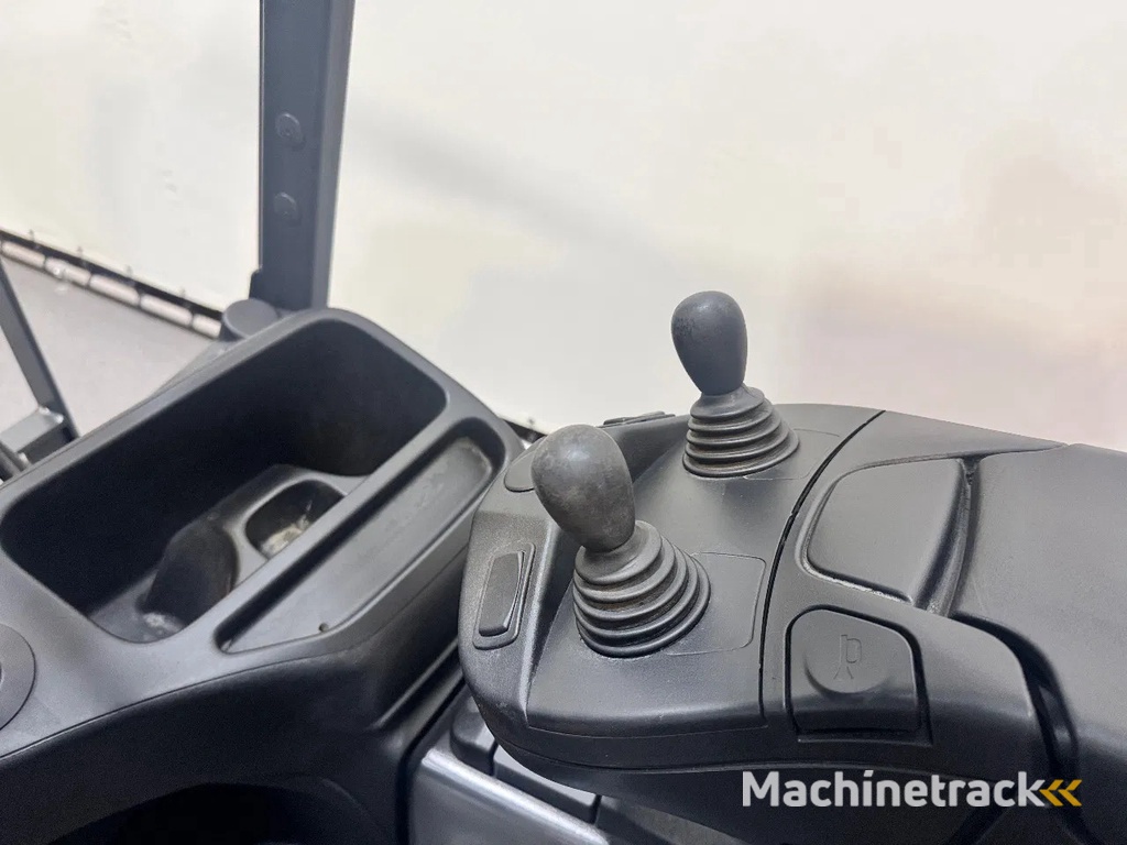 Linde E 25 L-01 inclusief nieuwe accu