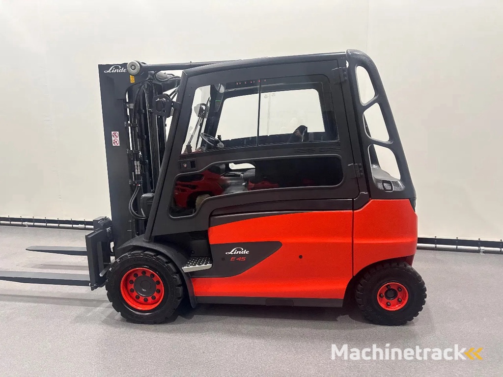 Linde 388 E 45 L-01/600 container uitvoering