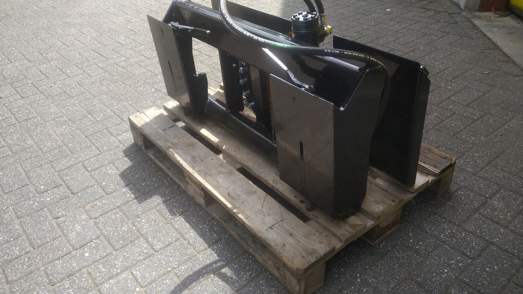 Quick Hitch adapter  voor  Mustang , Gehl , Bobcat , Caterpillar