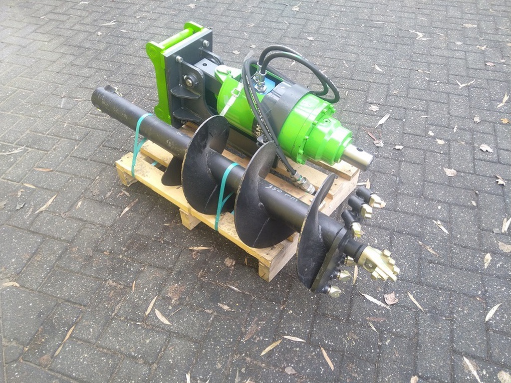 Häner   hydraulische grondboor  HEB 1200  met boor 350 mm  S 40 - 200 opname