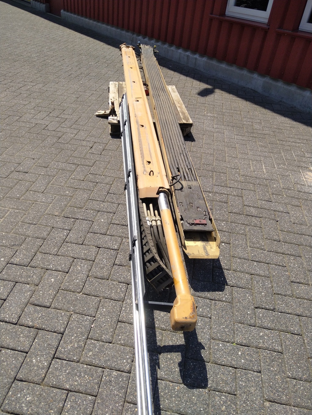 MANITOU  MT 1840  mast cilinder