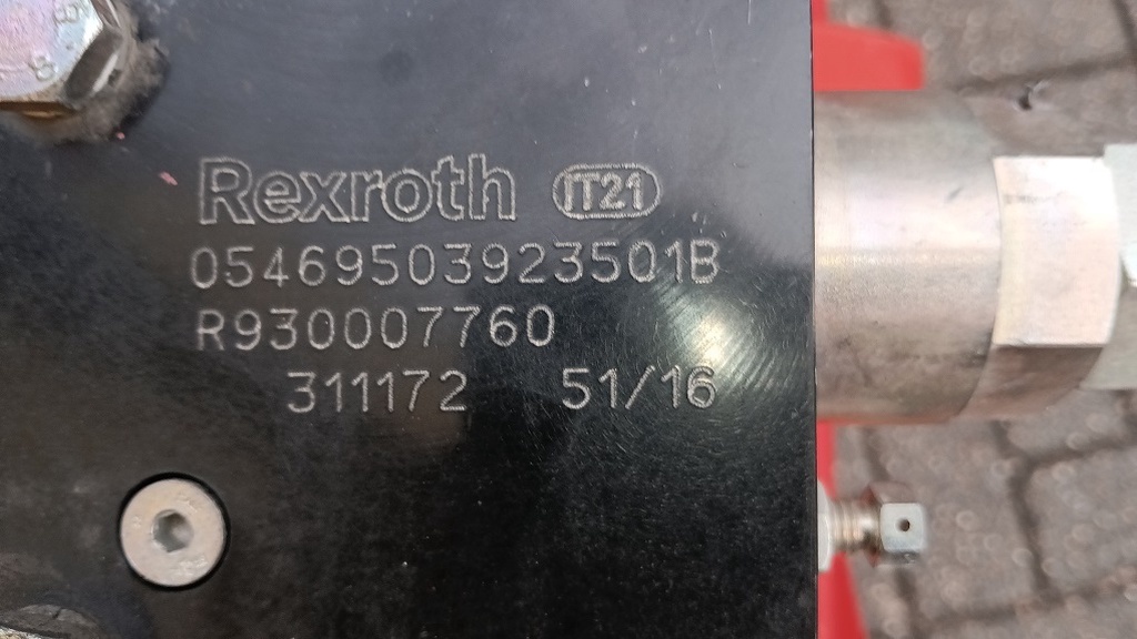 Mast passend aan  MANITOU  MLT 1040