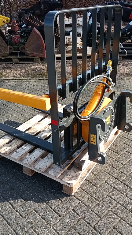 Kistenkantelaar/ Rotator passend aan Giant shovel