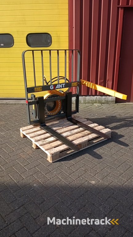 Kistenkantelaar/ Rotator passend aan Giant shovel