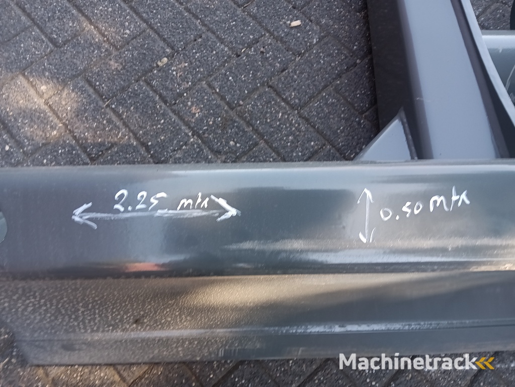 Dozerblad voor VOLVO ECR 88 ( NIEUW )