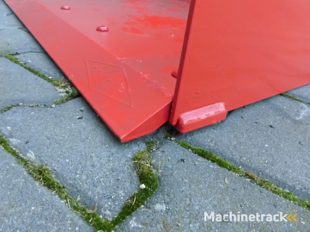 Hekamp grondbak 1.50 mtr