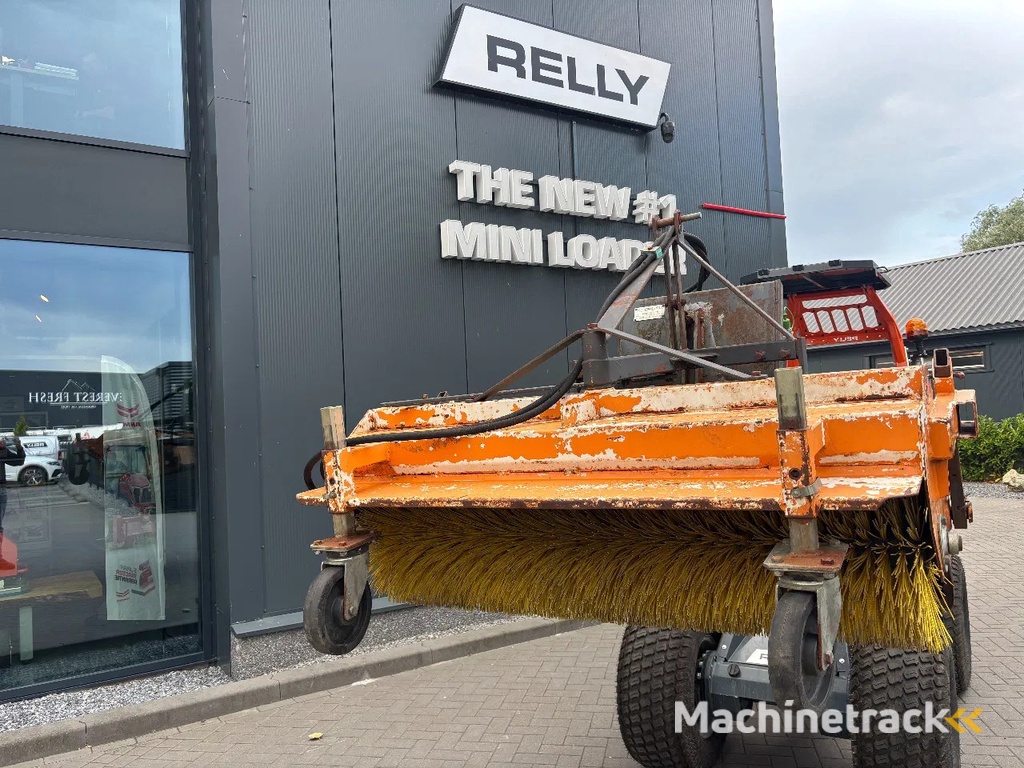 Relly Bema veegmachine - Technisch in orde