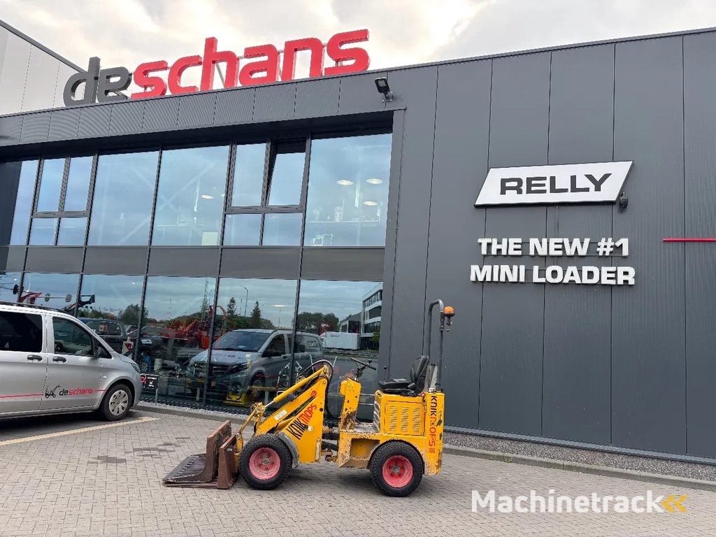 Knikmops 100 - Bouwjaar 2016