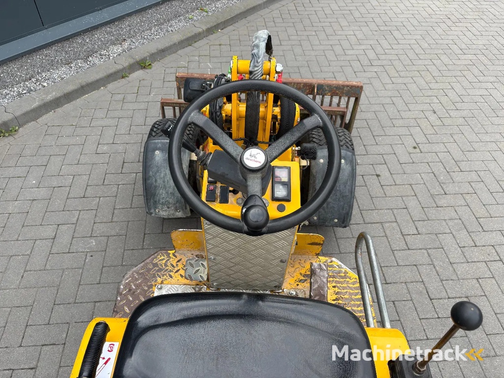 Knikmops 100 - Bouwjaar 2016