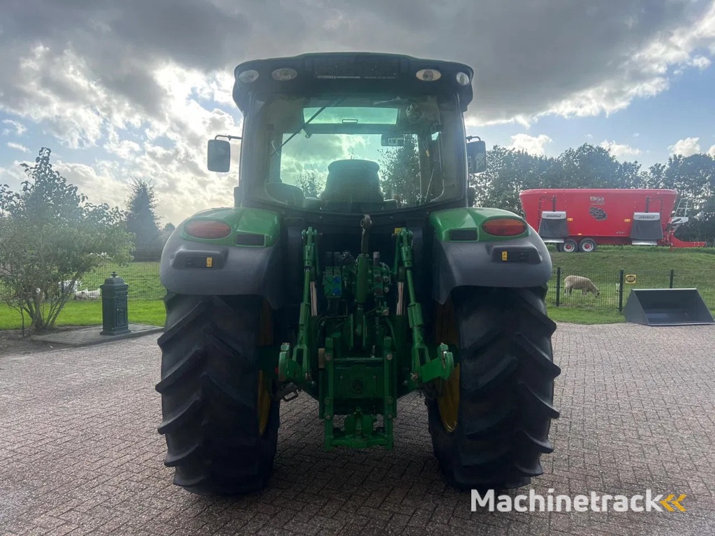 John Deere 6115R