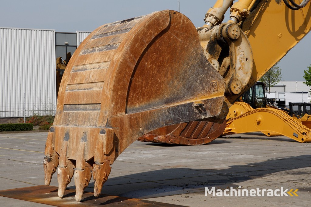 Caterpillar Excavation bucket AR R 99 2330 8.00