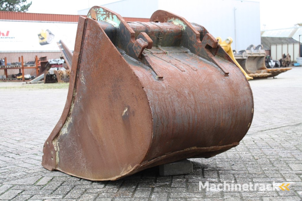 Excavation bucket HG 3 1000