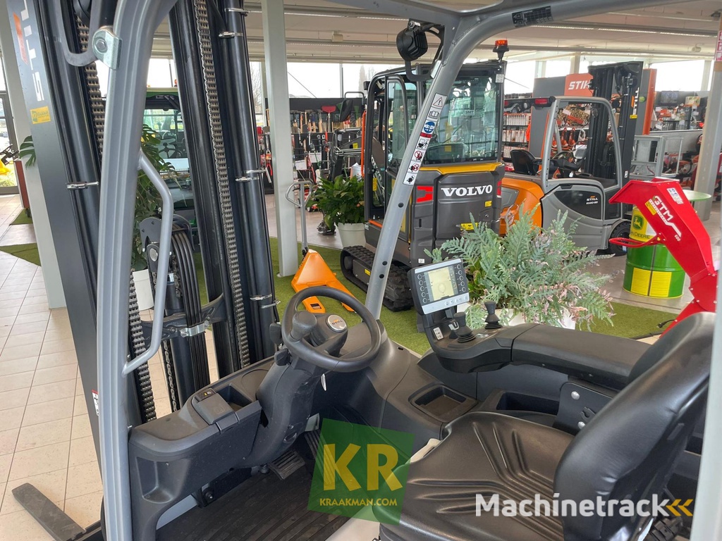 Still RX-60-25-29576