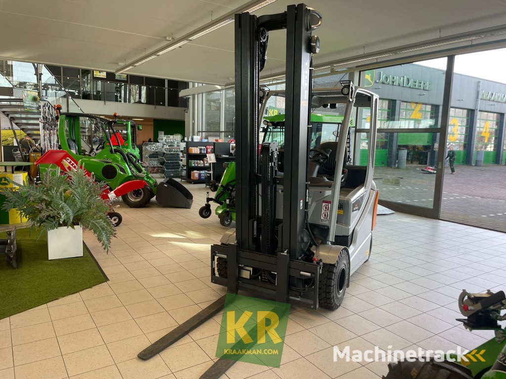 Still RX-60-25-29576