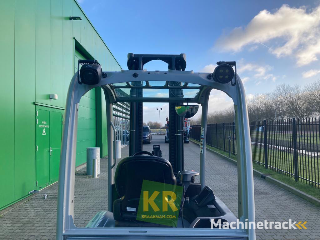 Still RX-60-25-19851