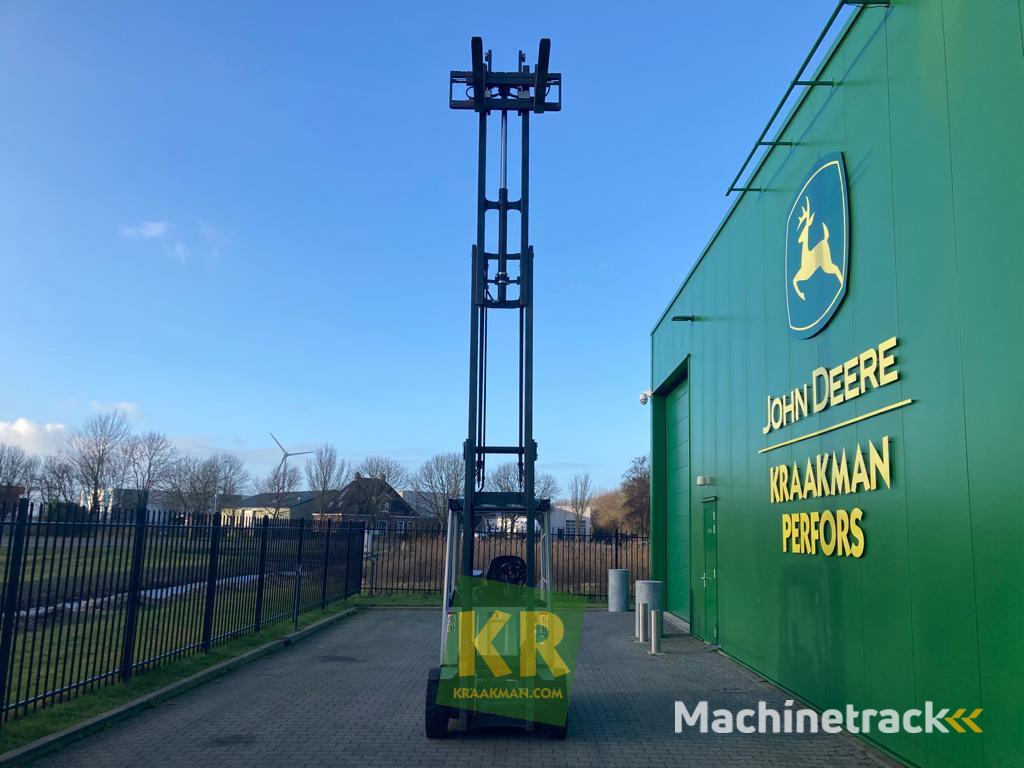 Still RX-60-25-19851