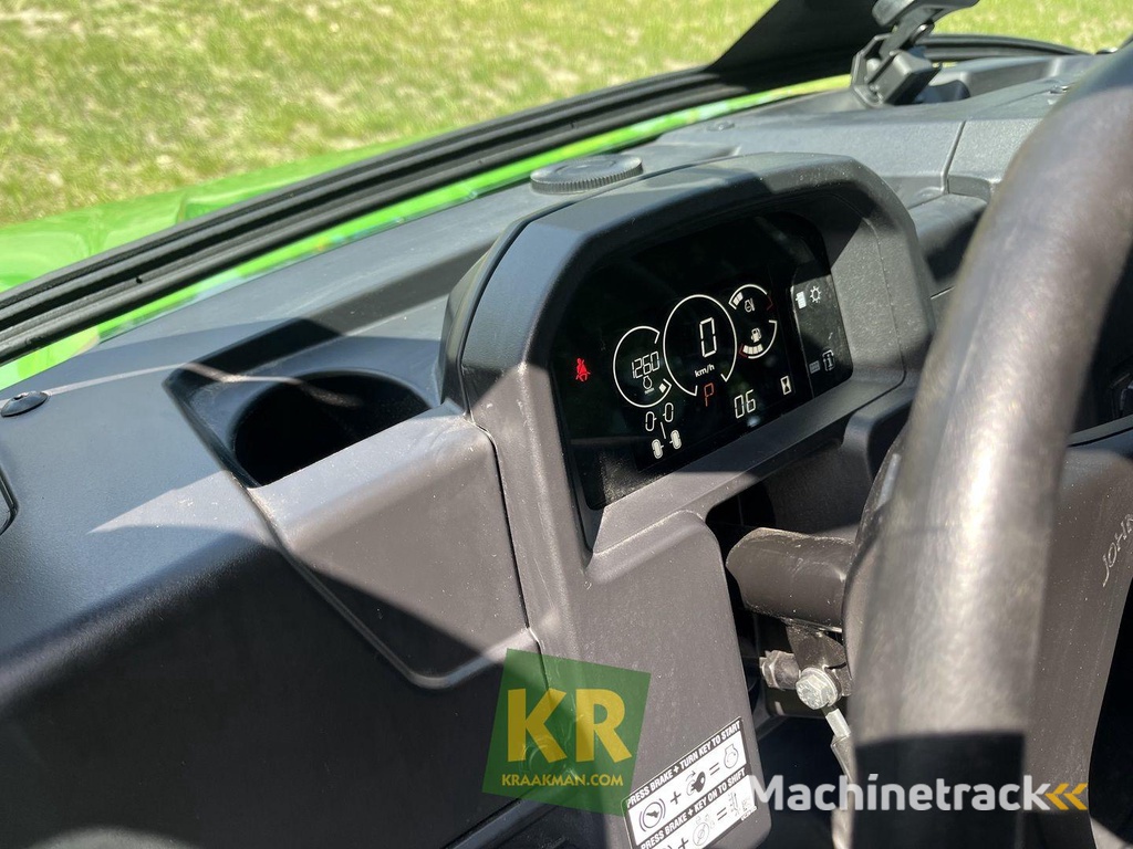 John Deere XUV875M-692526