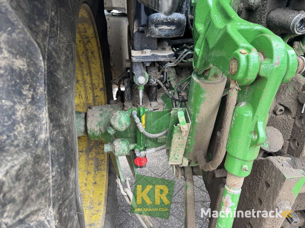 John Deere 6125R-63066