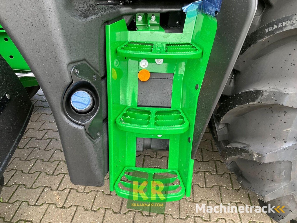 John Deere 6M-155-693692