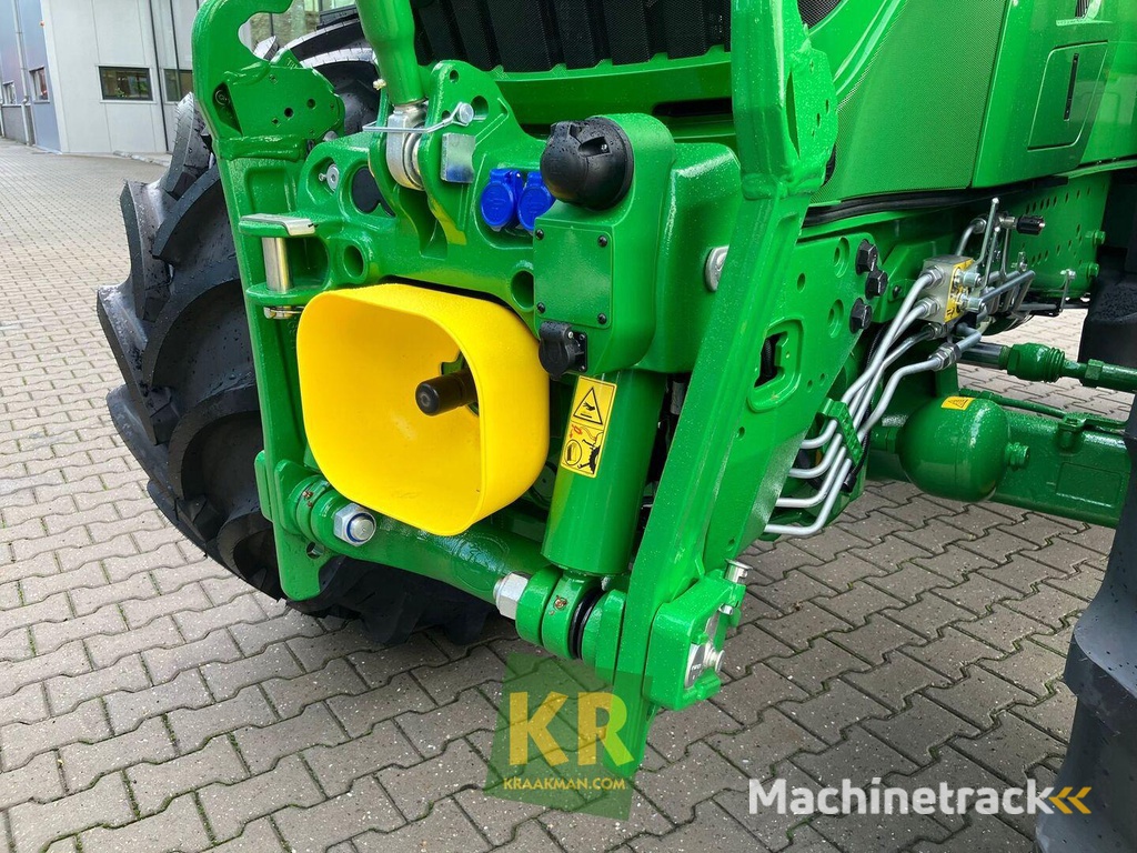 John Deere 6M-155-693692