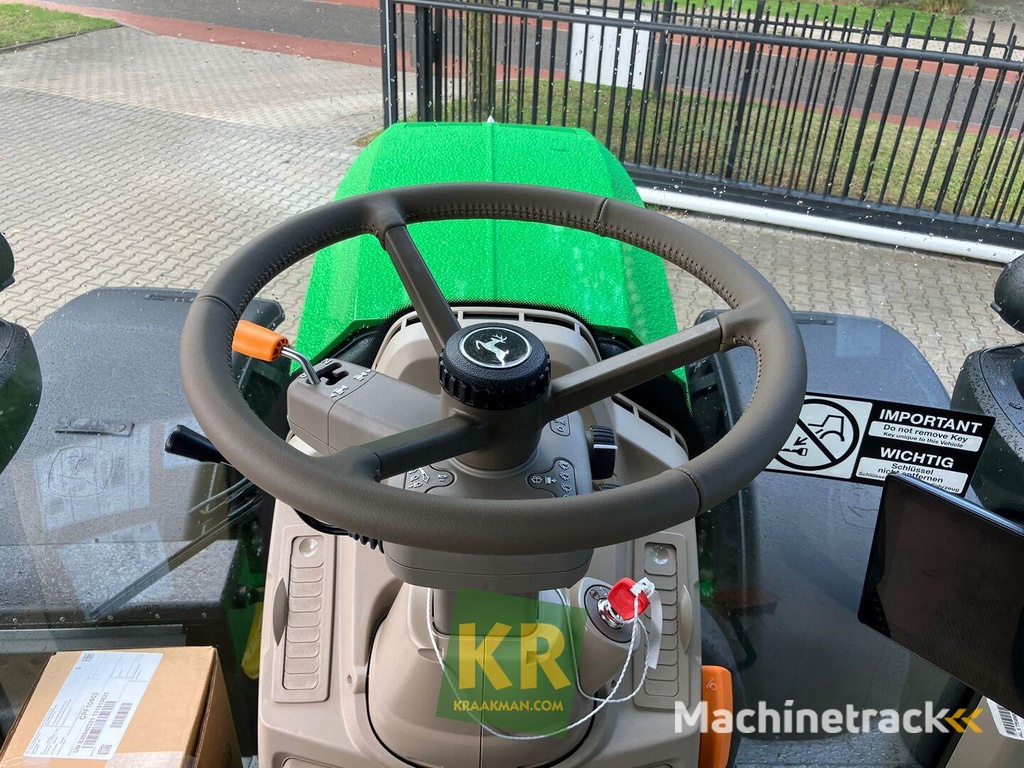 John Deere 6M-155-693692