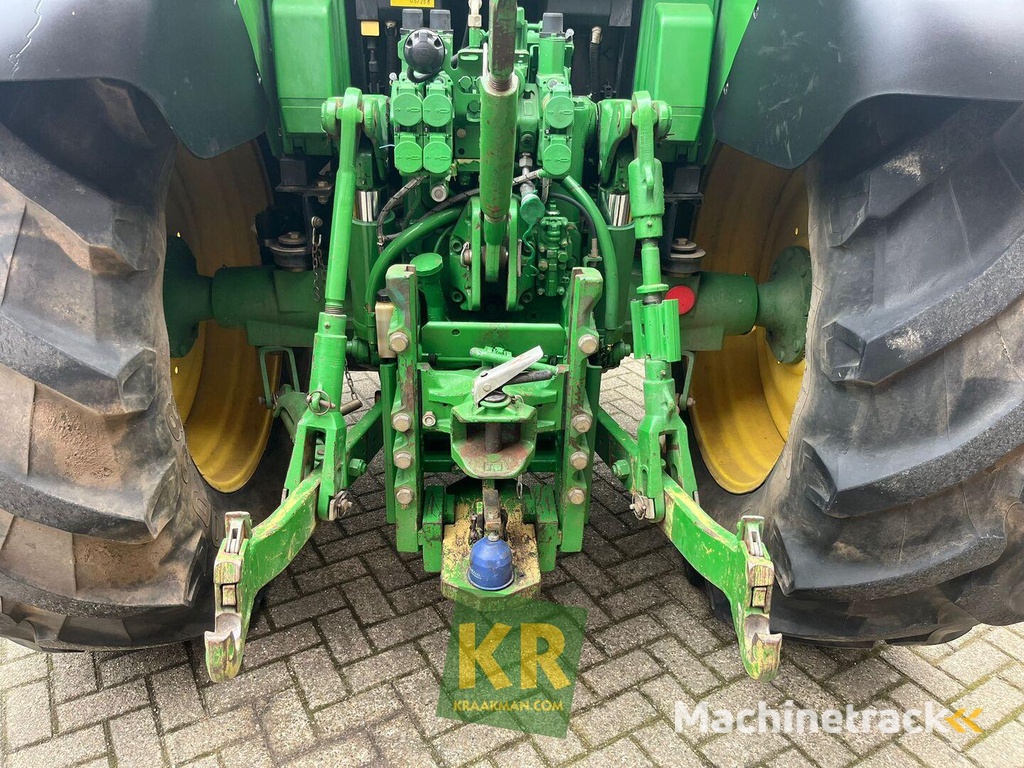 John Deere 6520-775707