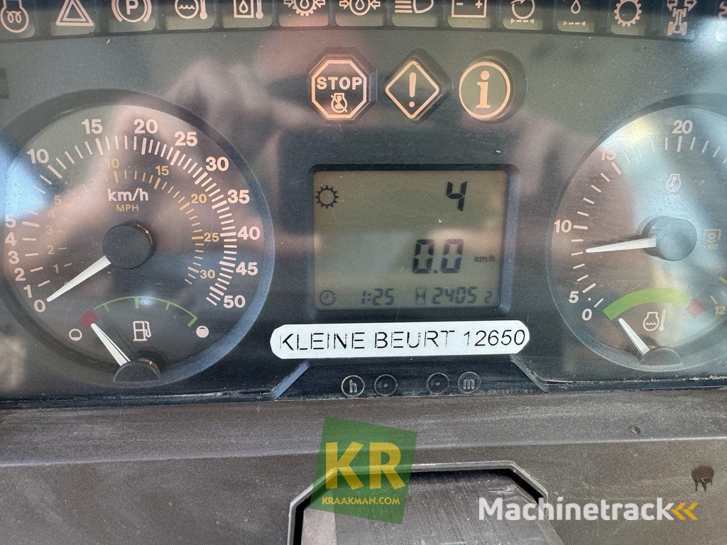 John Deere 6120-137098